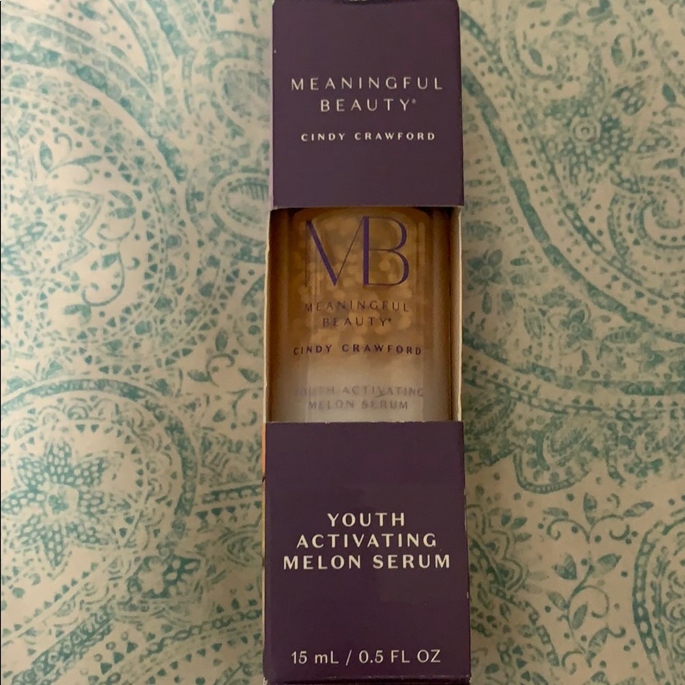 Cindy Crawford Meaningful Beauty Serum